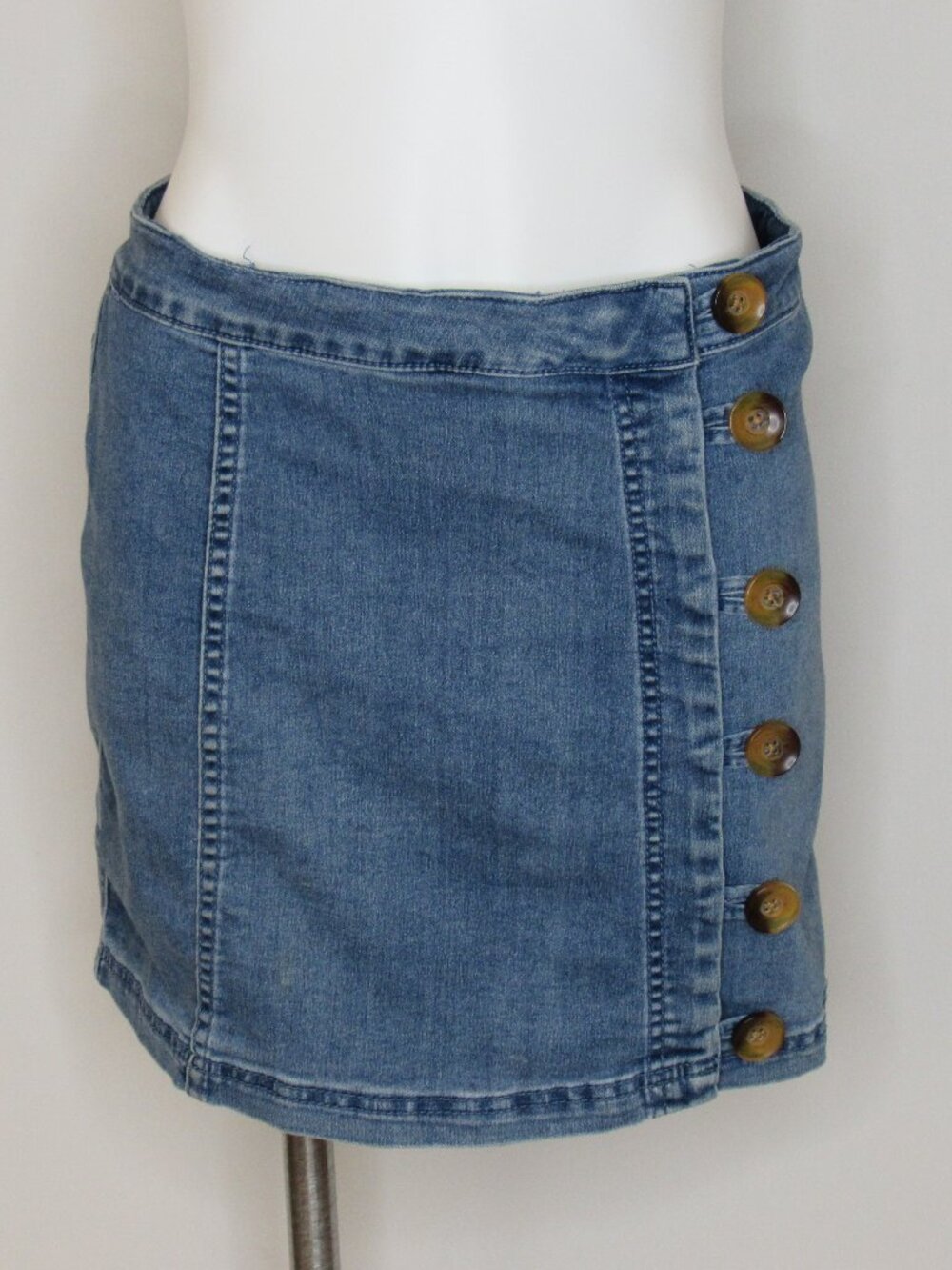 Free People LITTLE DAISIES Denim Mini Skirt Women's 8